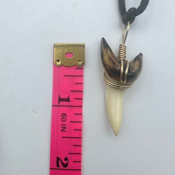 Shark Tooth Wire Wrapped Necklace Beachy Casual Jewelry Coastal Cowgirl Boho - Picture 9 of 9
